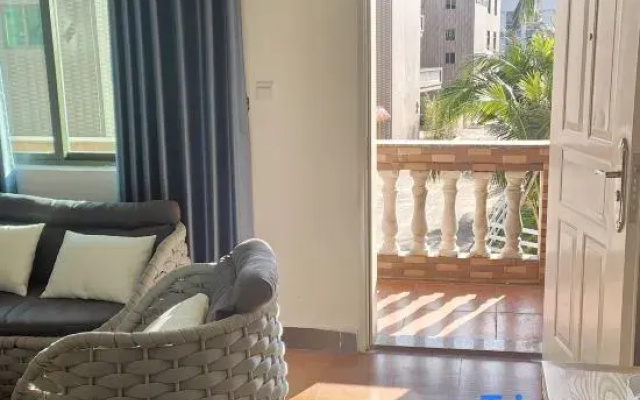 Wuchuan Haishang Renjia Apartment
