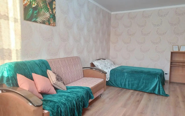 Апартаменты на проспекте Победы 174/1