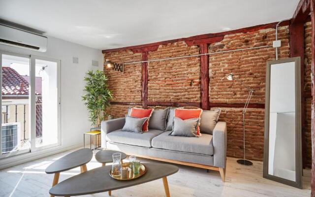 LEEWAYS LOFT in PELAYO