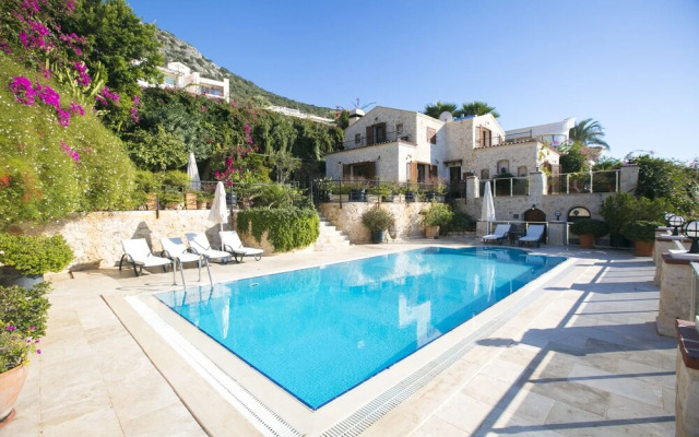 Villa Jannadutania by Akdenizvillam