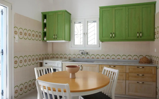 Spiliada Private House Batsi