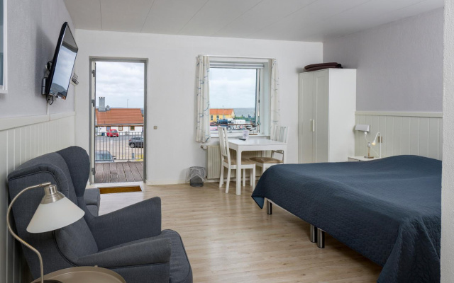 Hvalpsund Færgekro