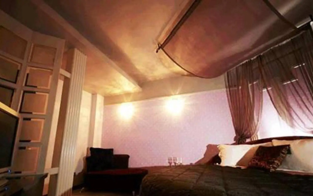 The River Fashion Hotel