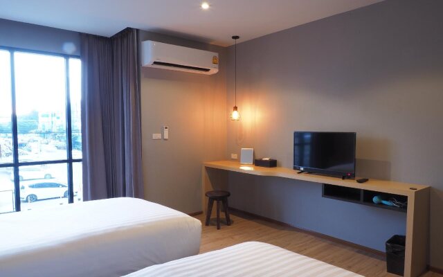 Sans Hotel