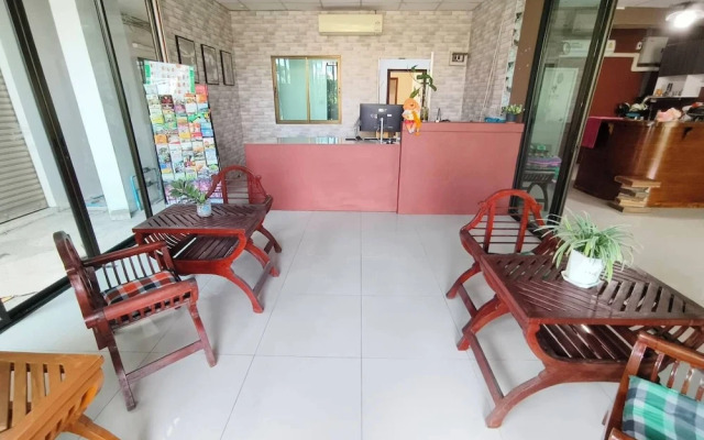 TC House And Cafe