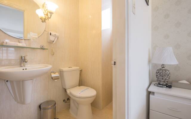 The White Hotel 1