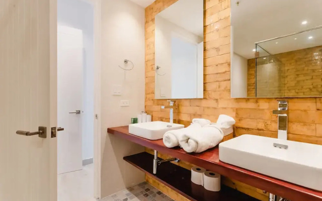 w Brilliant 1BR w Balcony in Panama
