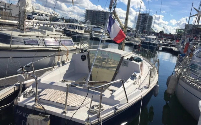 Charmant Voilier chauffé nuit insolite