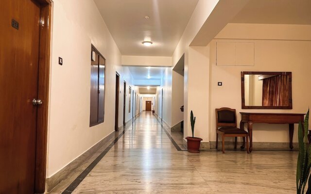 lhaki Hotel