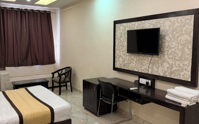 Hotel Khatana Palace