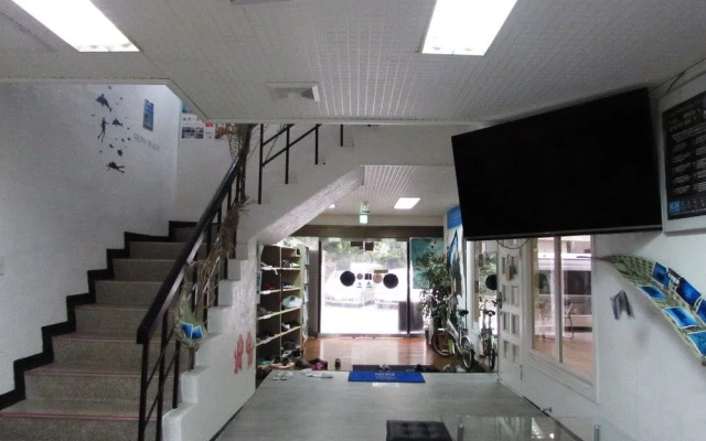 Orion Divers Guest House - Hostel