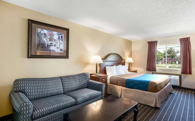 Rodeway Inn