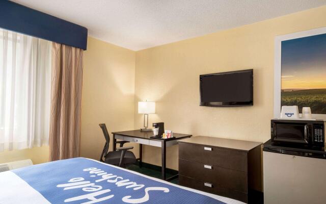 Days Inn by Wyndham Auburn/Finger Lakes Region