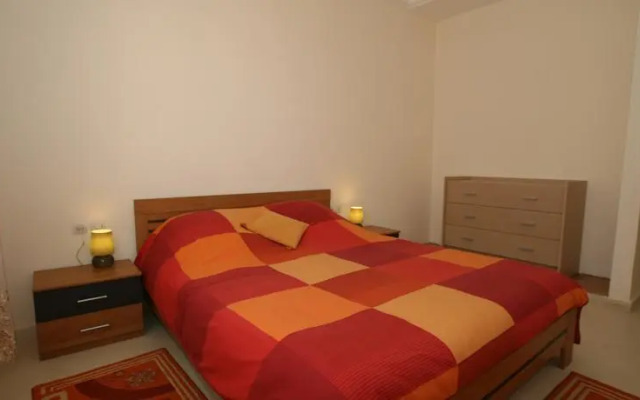 Raouanak Apartments