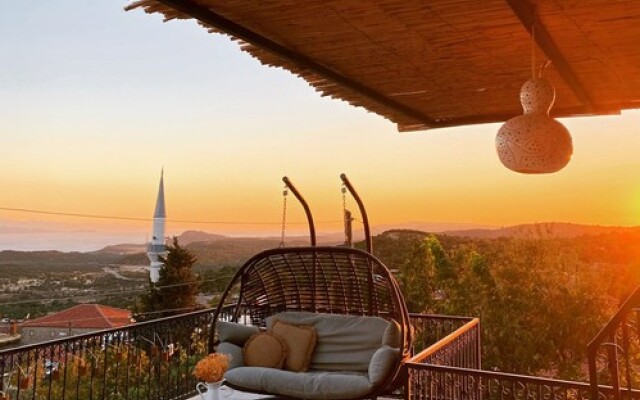 Peri Boutique House Assos