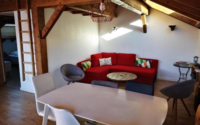 Petit Chalet Vieux Bois