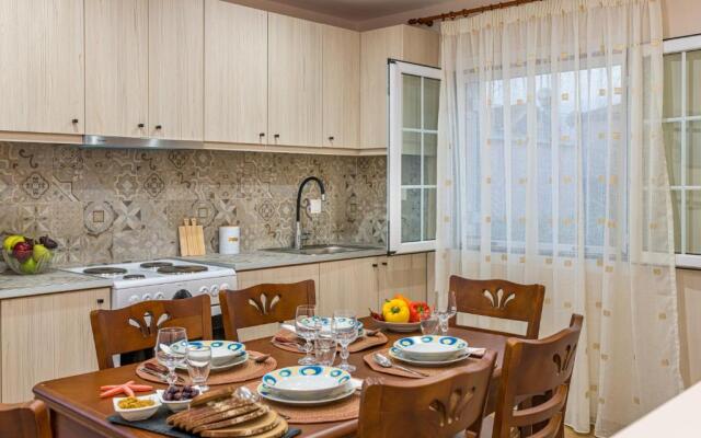 Vardakis house