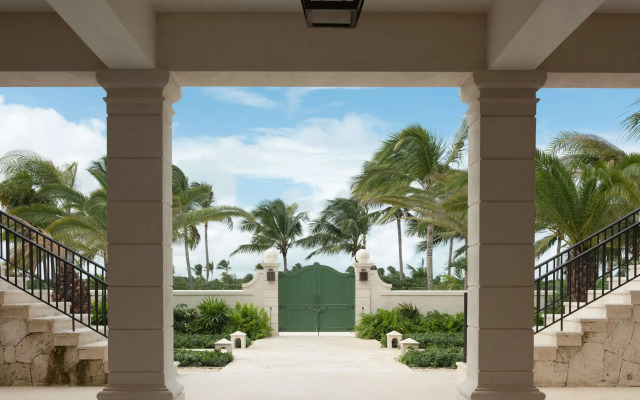 Magnificent 8BR Home w Caribbean Ocean Views