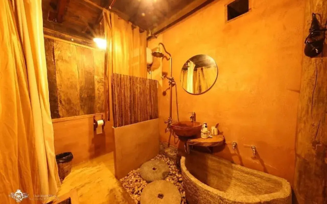 Dinh Đá H'Mông - Karsterly Rock Lodge