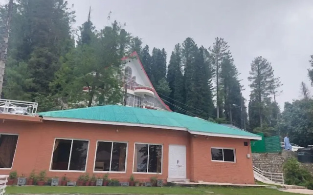 Lalazar guest house nathia gali