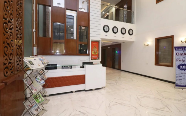 Omang Hotel by OYO Rooms