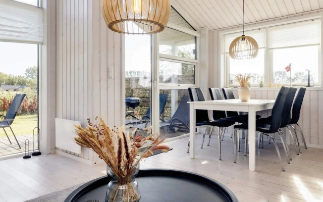 4 Star Holiday Home in Vaeggerlose