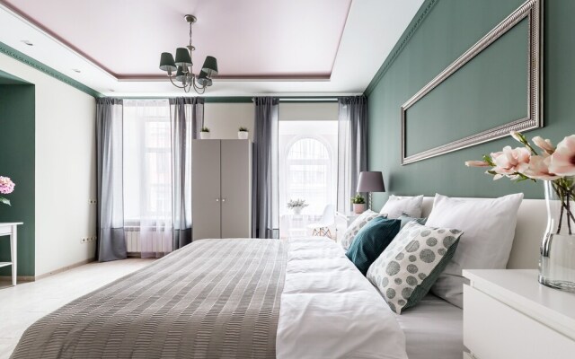 Дизайнерские апартаменты 200 кв. м