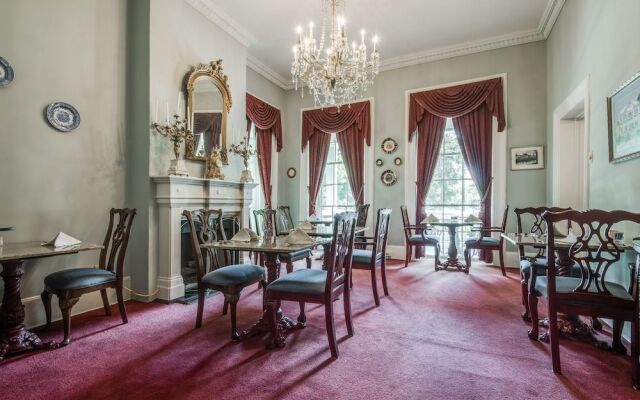 Noble Inns