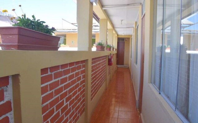 Mango Hostel Bed & Breakfast