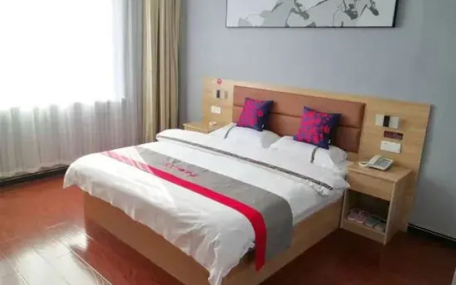 Junyi Chain Hotel (Lan County Bus Station)