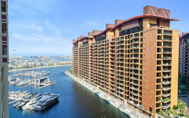 Luxury 2BR Maid Enjoy Stunning Marina View