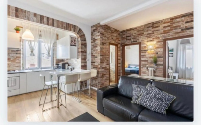 Queen East Verona apartments