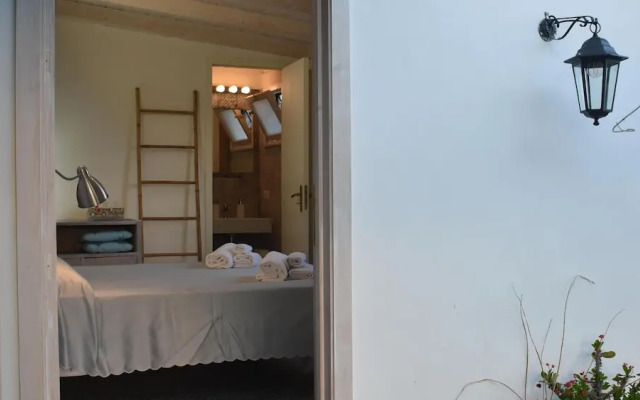 Suite Margherita With Private Garden and Shared Pool