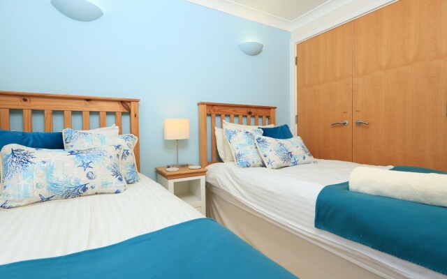 8 Thurlestone Beach