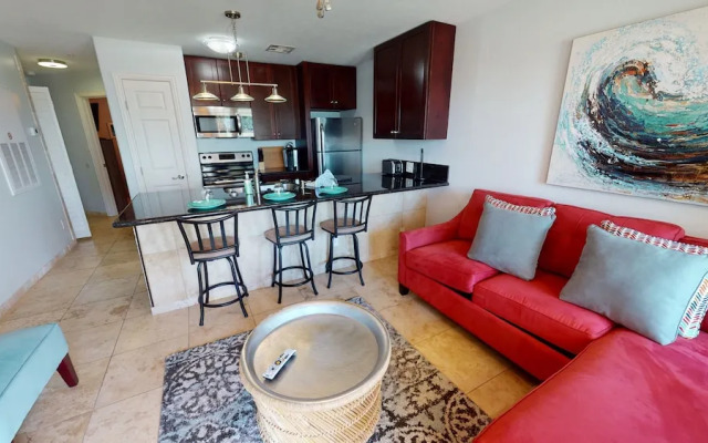 Maravilla Seawall Condos by AB Sea