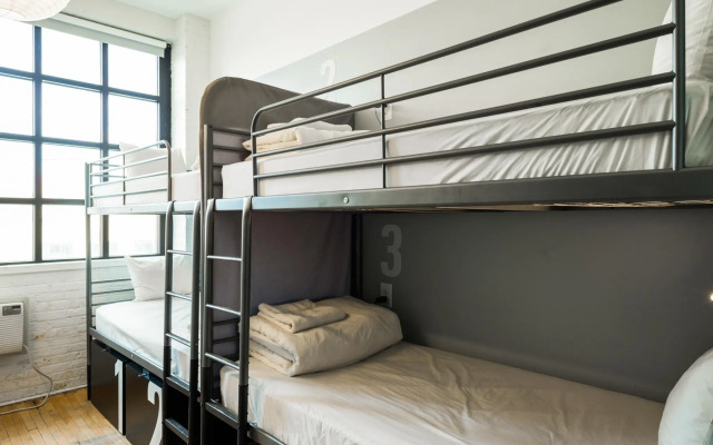 The Local - Hostel