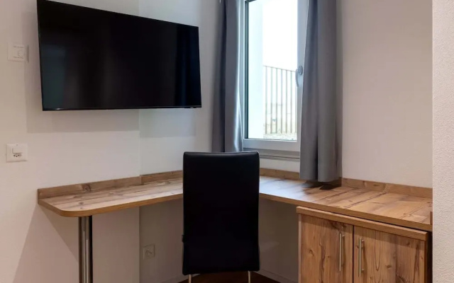 Hotel MeiSTAY - Self-Check-in