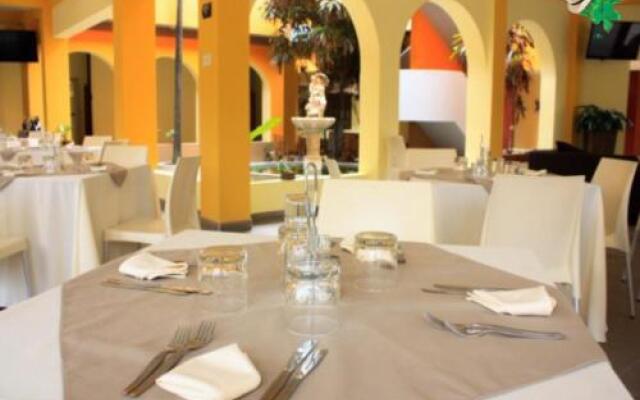 Gran Bombonaje Rioja Hotel