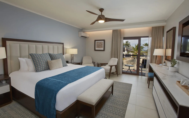 Manchebo Beach Resort and Spa