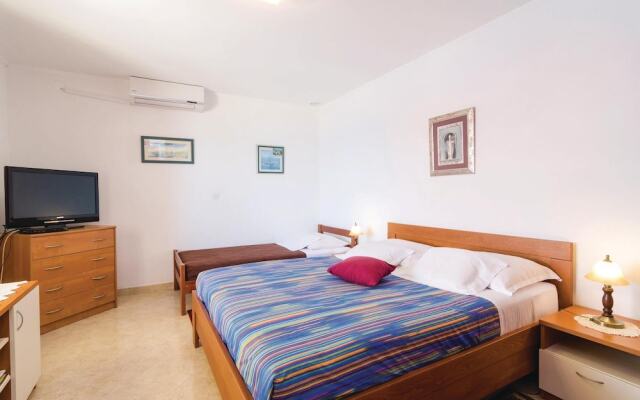 Nice Home in Gruda With Wifi and 1 Bedrooms