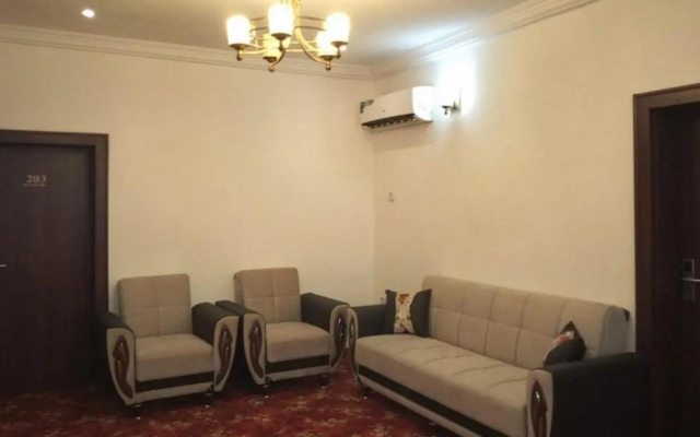 Adanma Hotels & Suites - House 11