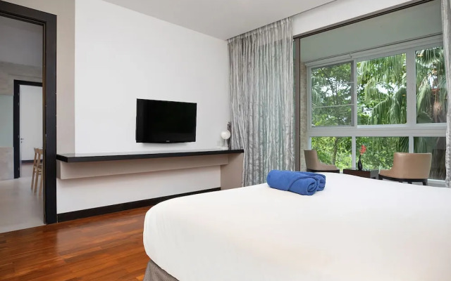 Elegant 2BR Apartment RGN B411 in Laguna