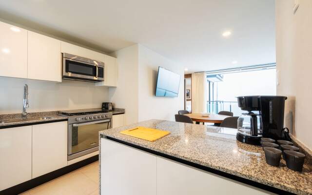 NEW Equipped Condo w GYM Roof