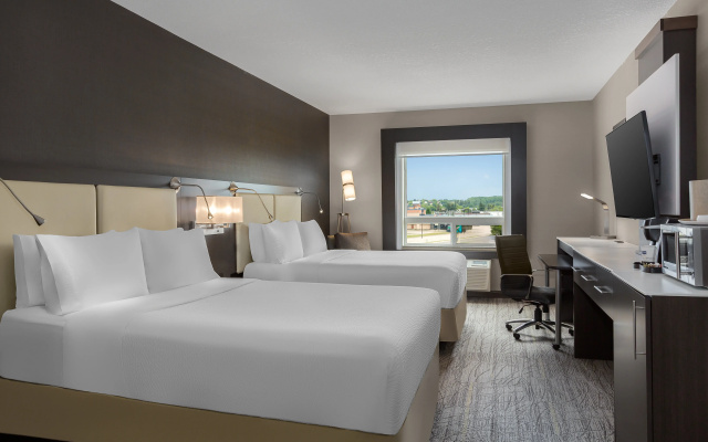 Holiday Inn Express & Suites Cold Lake by IHG