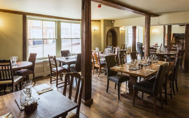 The Harvard Inn