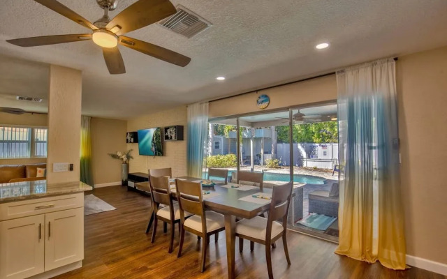 Sunny Escape-heated Pool