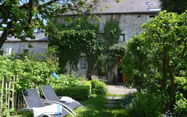 Enchanting Cottage With Terrace, Garden