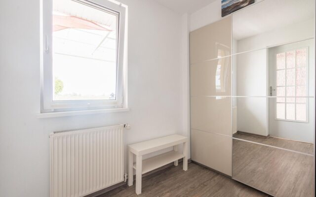 Snug Bungalow in Insel Poel Germany near Beach