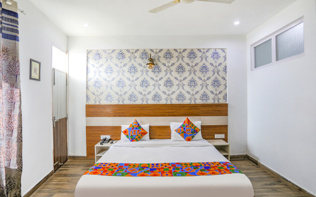 Fabhotel Aravali Suites