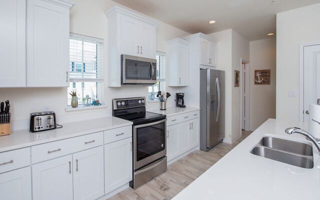 The Blue Turtle 3 Bedroom Townhouse